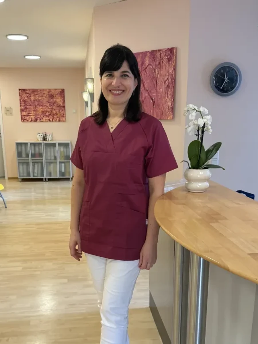 Dr. Carina Simf-Struschka